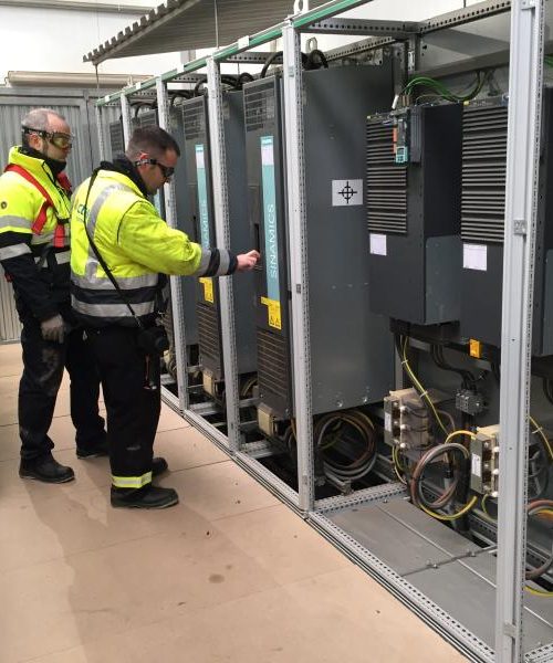 Mantenimiento-preventivo-y-correctivo-de-variadores-de-Siemens